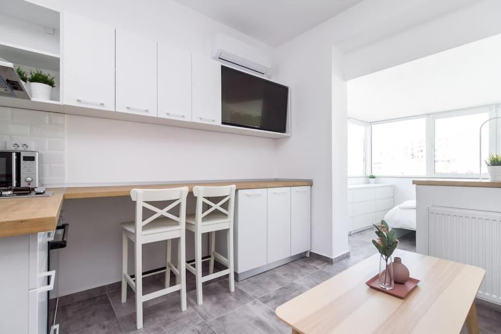 Apartment Panoramic View